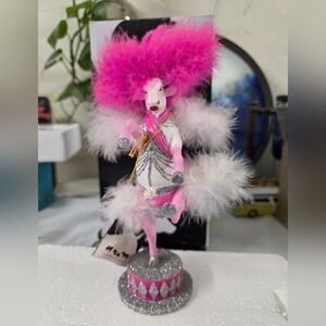 Cow Parade #7259 "BOVINA THE LAS VEGAS SHOWCOW" 2002 Retired